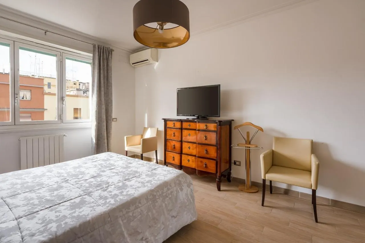 Ancient Roman Style - 7Th Floor - Exclusive Apt Apartamento Itália